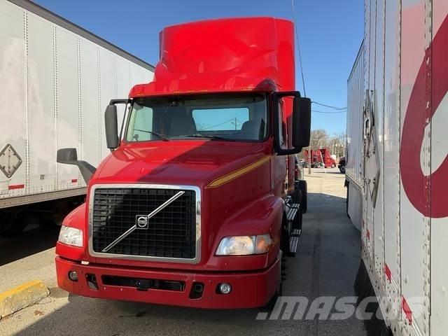 Volvo VNM42T Motrici e Trattori Stradali