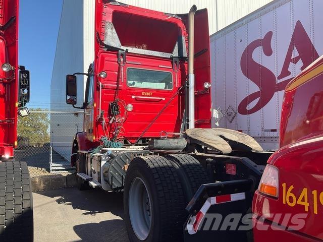 Volvo VNM42T Motrici e Trattori Stradali