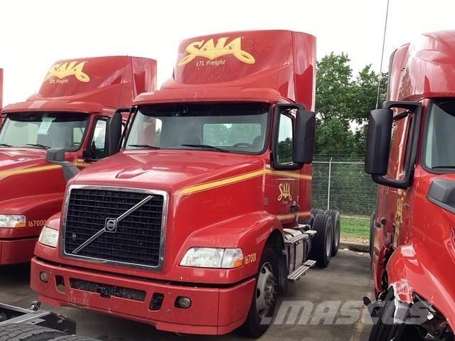 Volvo VNM64T Motrici e Trattori Stradali