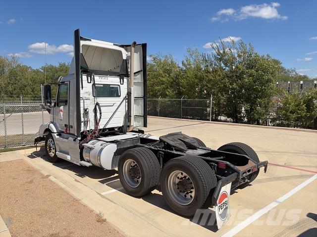 Volvo VNM64T Motrici e Trattori Stradali