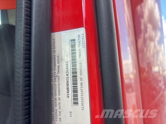 Volvo VNR Motrici e Trattori Stradali