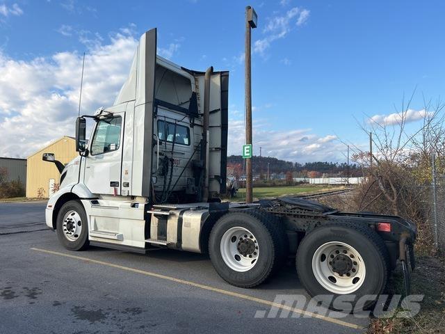 Volvo VNR Motrici e Trattori Stradali