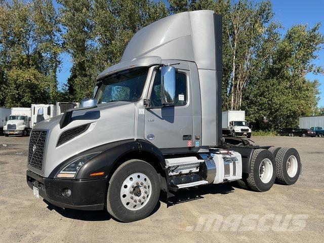 Volvo VNR 300 Motrici e Trattori Stradali