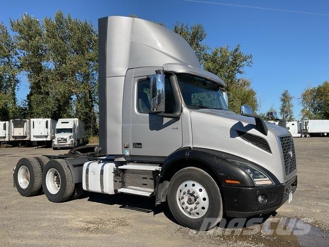 Volvo VNR 300 Motrici e Trattori Stradali