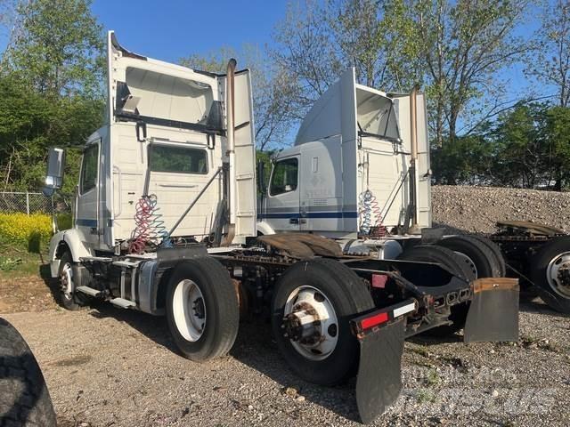 Volvo VNR64T Motrici e Trattori Stradali
