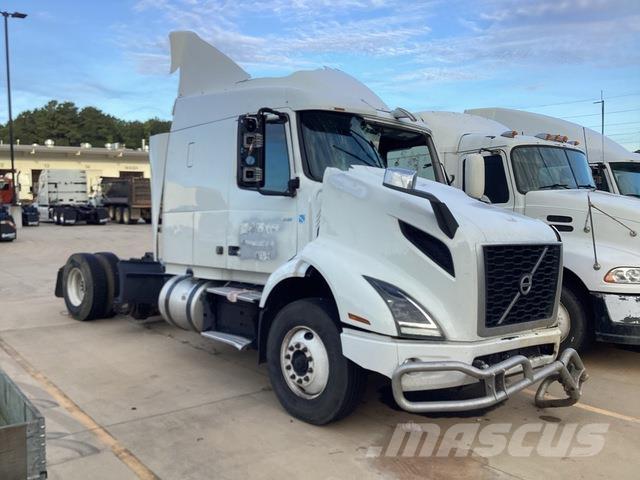 Volvo VNR64T Motrici e Trattori Stradali