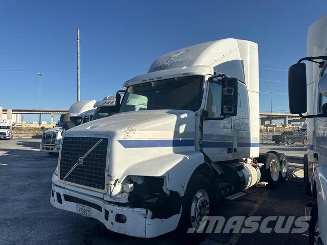 Volvo VNR64T Motrici e Trattori Stradali