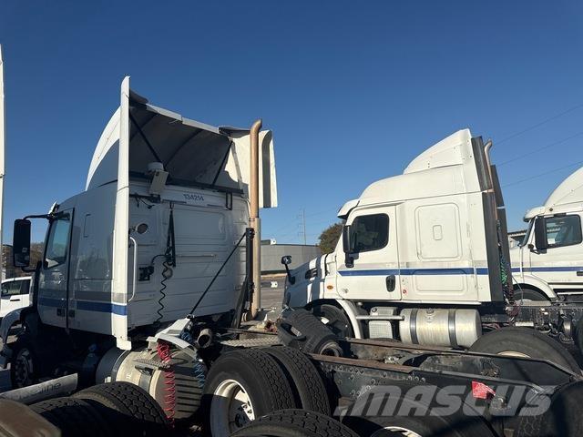 Volvo VNR64T Motrici e Trattori Stradali