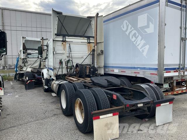 Volvo VNR64T Motrici e Trattori Stradali