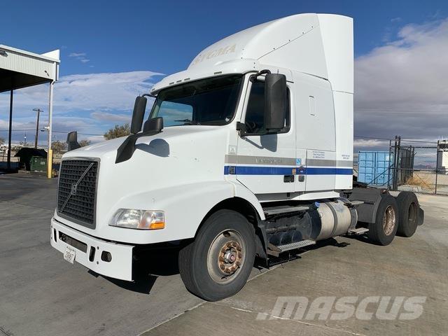 Volvo VNR64T Motrici e Trattori Stradali