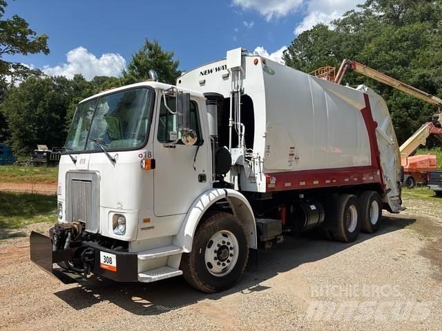 Volvo WX64 Camion dei rifiuti