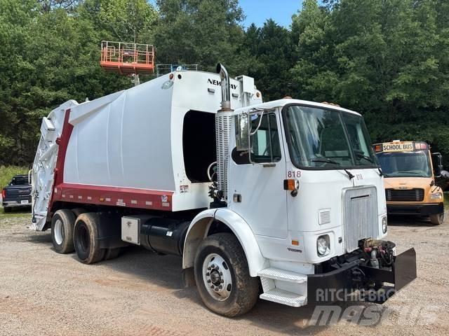 Volvo WX64 Camion dei rifiuti