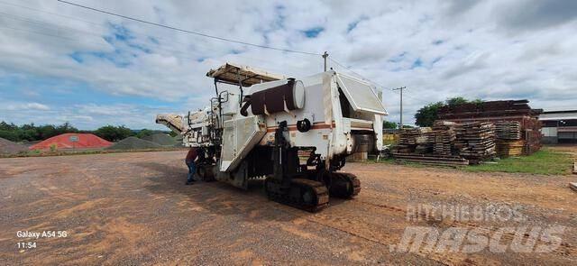 Wirtgen 2100DC Fresa a freddo per asfalto