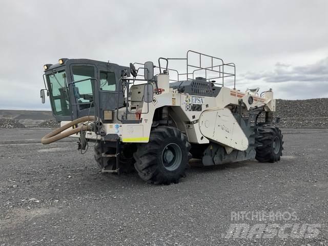Wirtgen 2400 Compattatori da suolo
