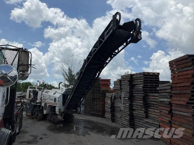 Wirtgen W1200F Fresa a freddo per asfalto