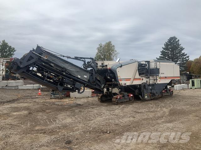 Wirtgen W210i Fresa a freddo per asfalto