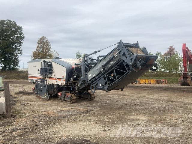 Wirtgen W210i Fresa a freddo per asfalto