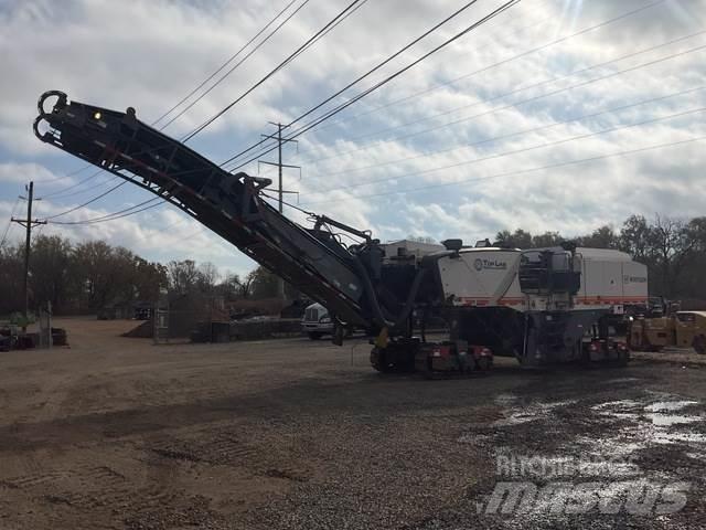 Wirtgen W250 Fresa a freddo per asfalto