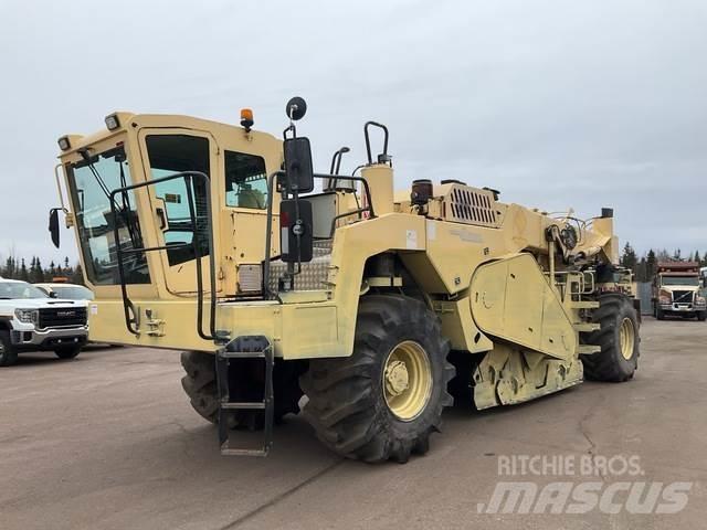 Wirtgen WR2400 Compattatori da suolo