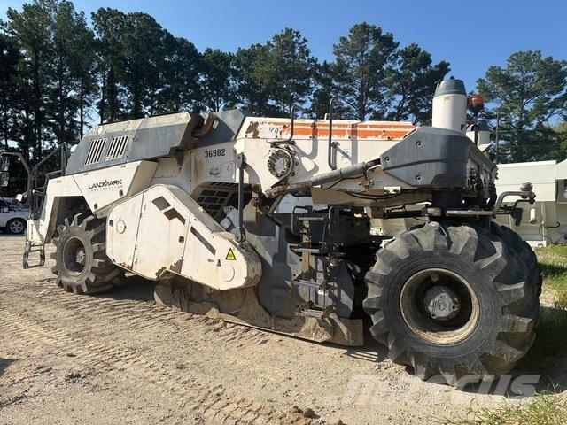 Wirtgen WR240i Compattatori da suolo