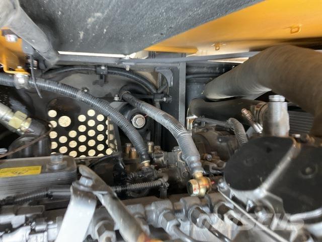 XCMG XE135G Escavatori cingolati