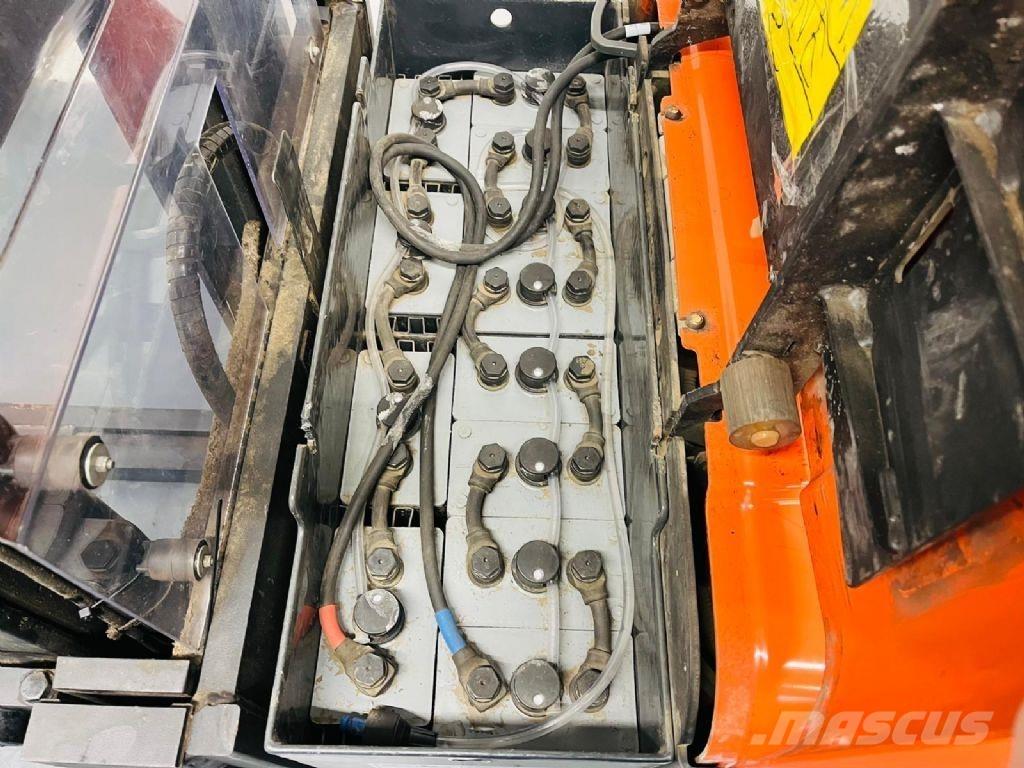 BT SPE160L Transpallet uomo a terra