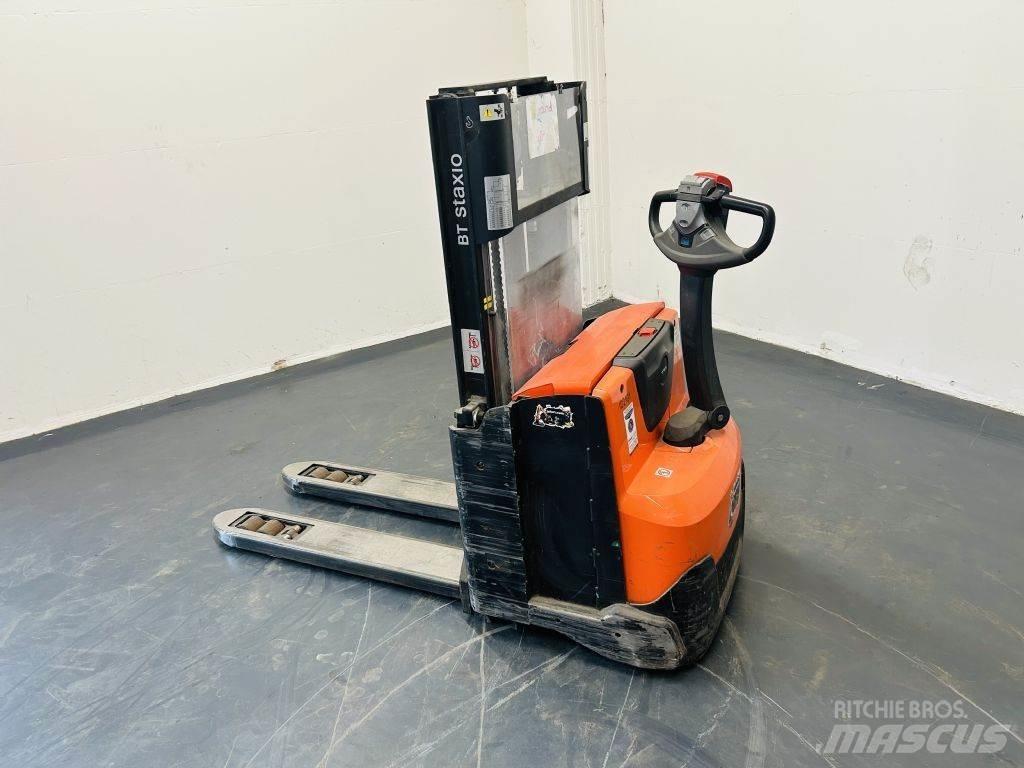 BT SWE200 Transpallet uomo a terra