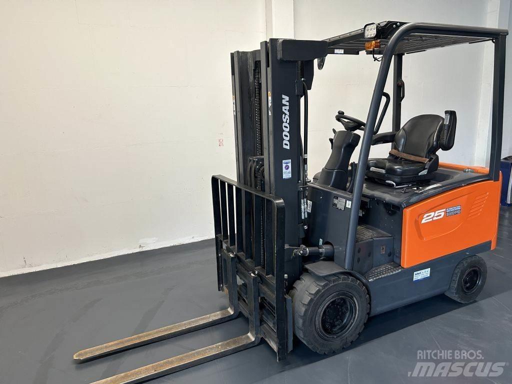 Doosan B25S-7 Carrelli elevatori elettrici