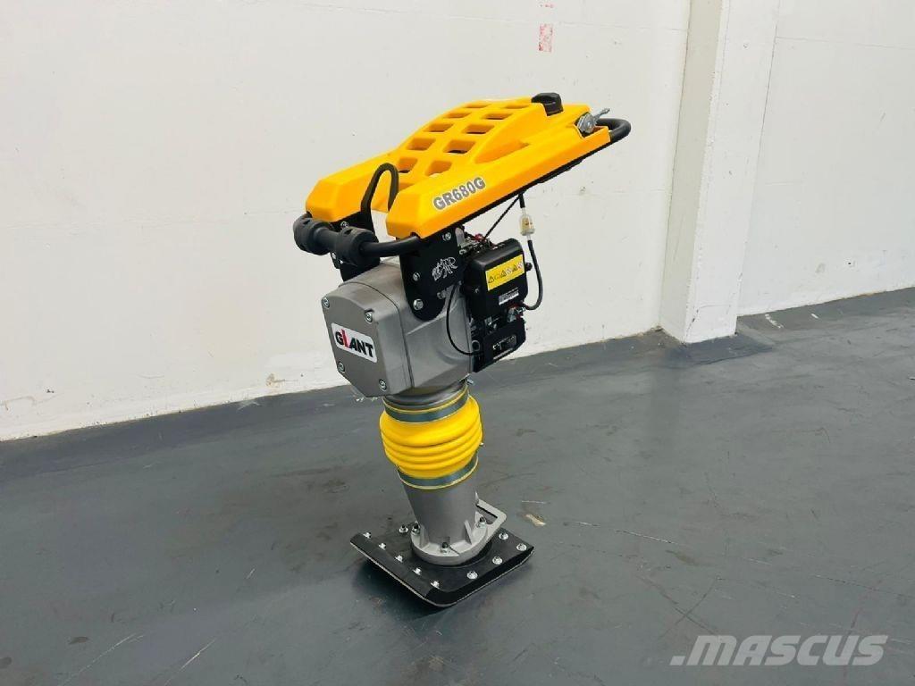 GiANT Stampfer GR680G Attrezzatura per compattazione  accessori e ricambi