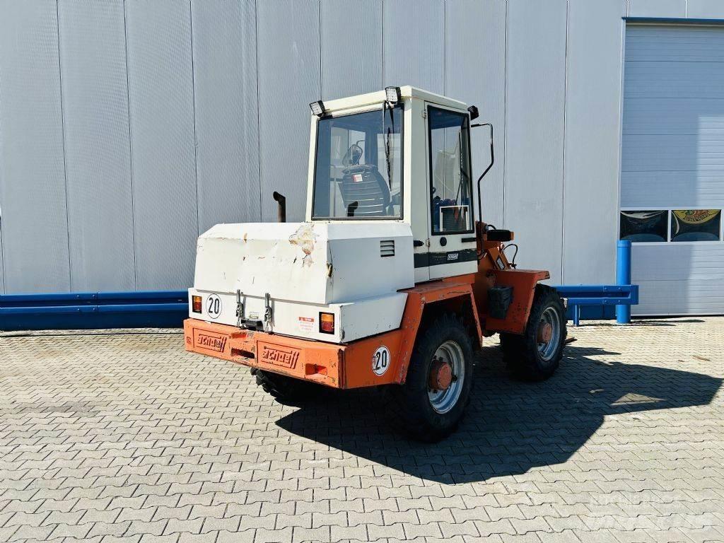 Schaeff KL835 Mini Pale Gommate