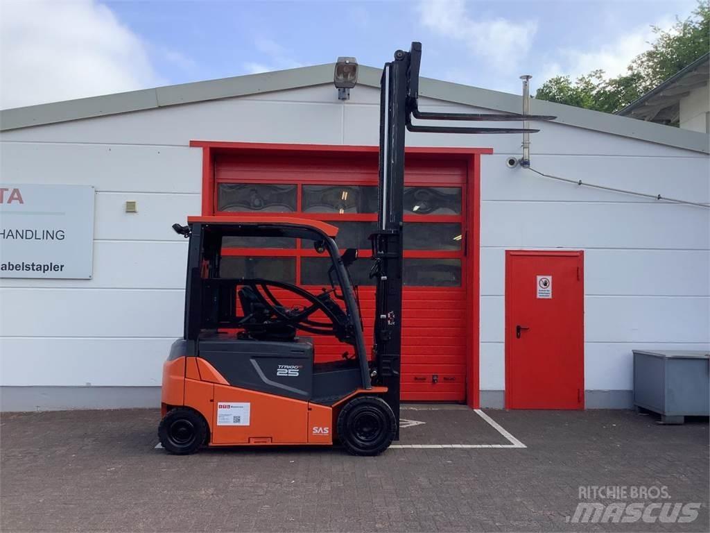 Toyota 8FBMT25 Carrelli elevatori elettrici