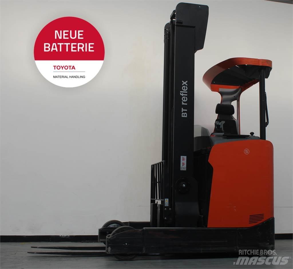 Toyota RRE200H Carrello retrattile