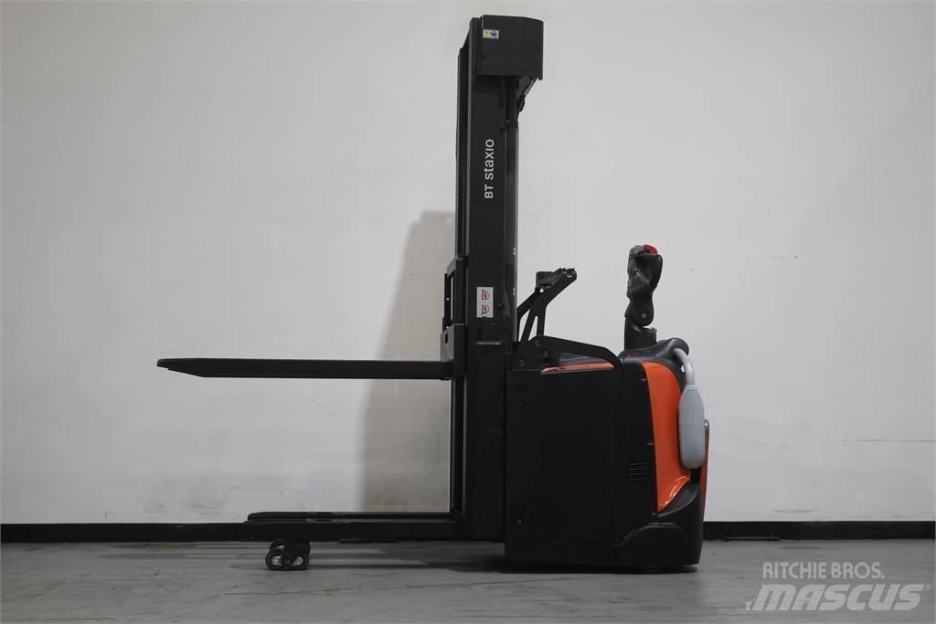 Toyota SPE160L Transpallet uomo a terra