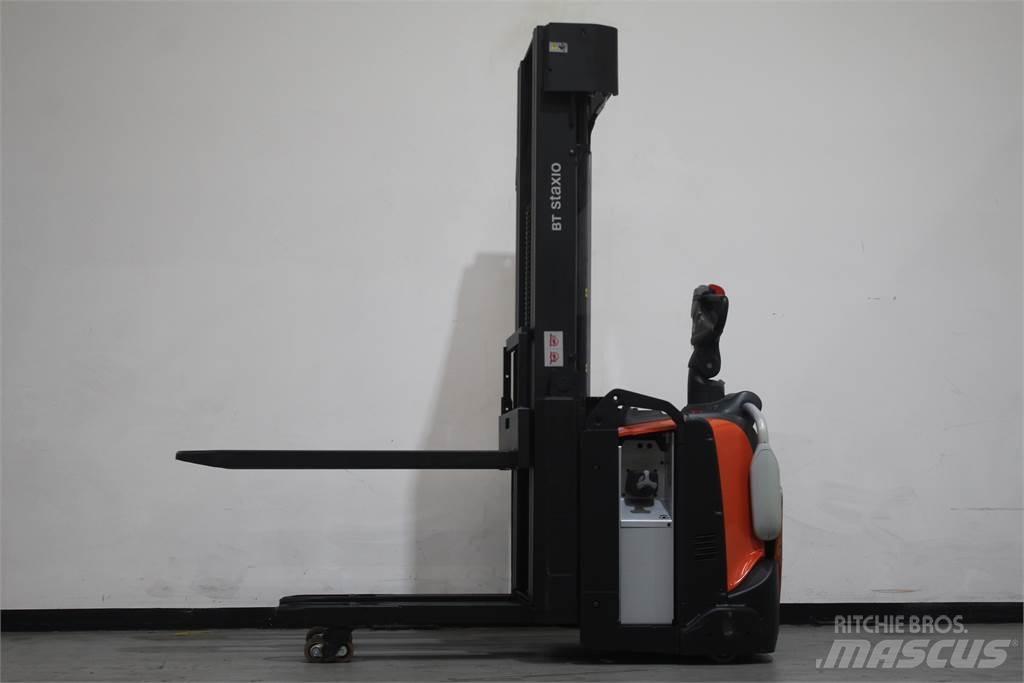 Toyota SPE160L Transpallet uomo a terra