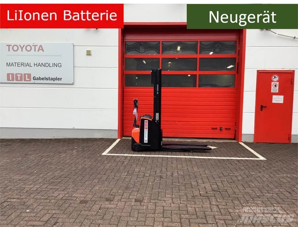 Toyota SWE120L Transpallet uomo a terra