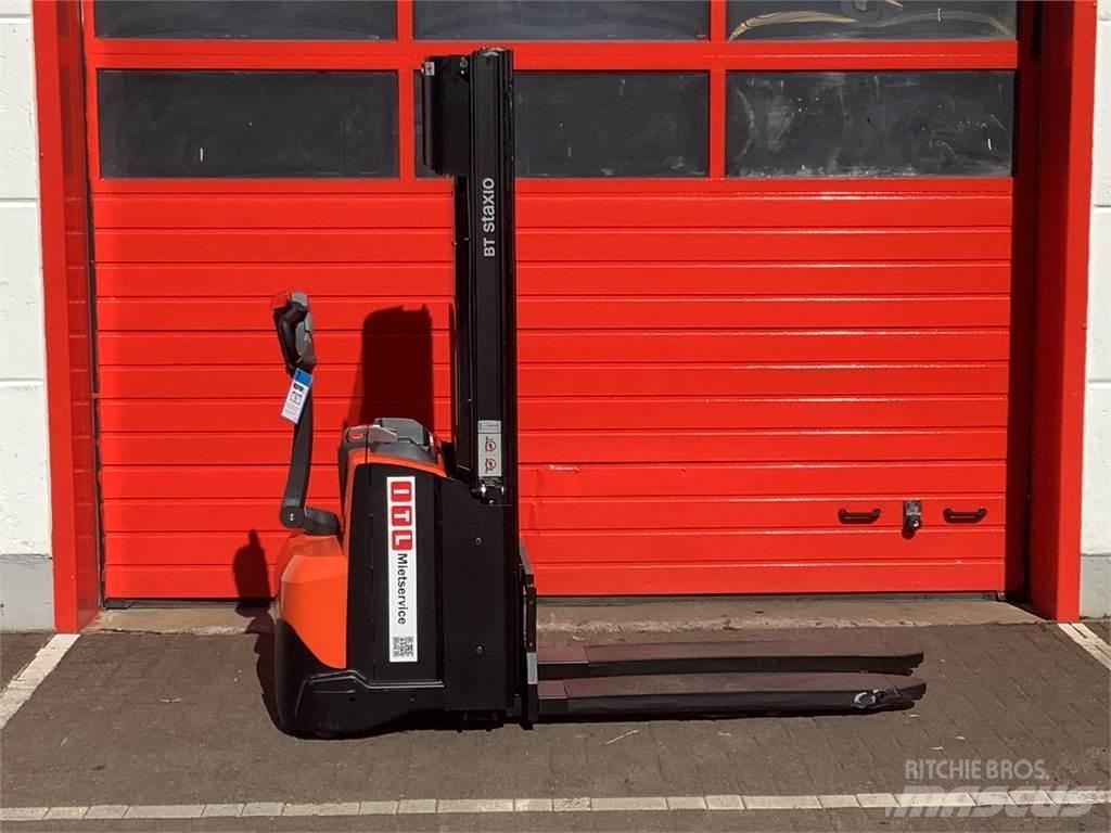 Toyota SWE120L Transpallet uomo a terra