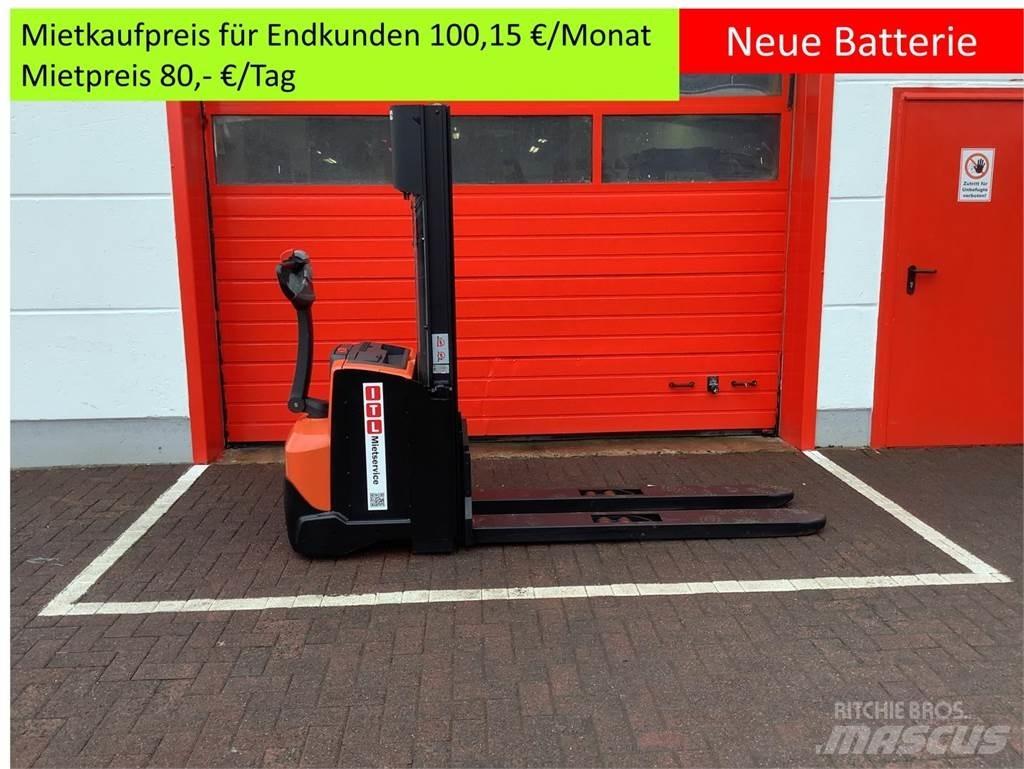 Toyota SWE140 Transpallet uomo a terra