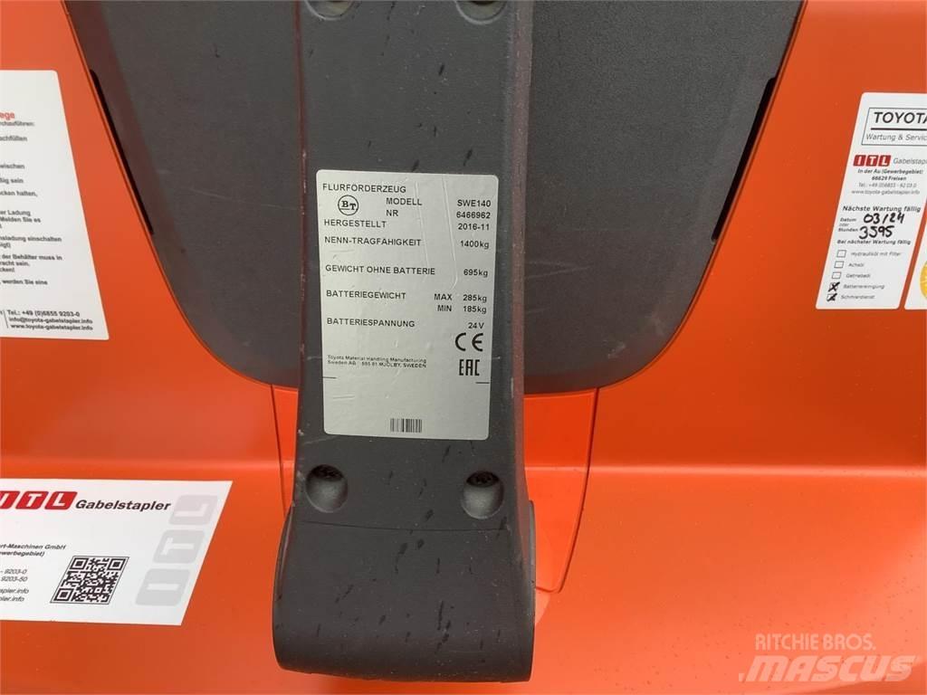 Toyota SWE140 Transpallet uomo a terra