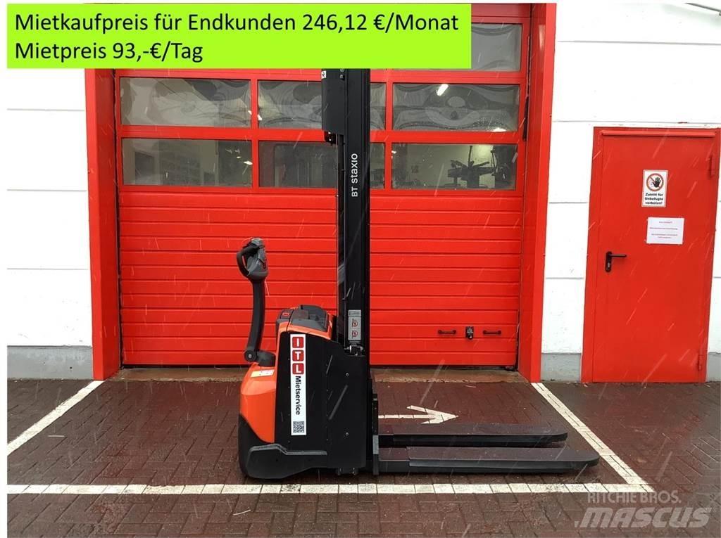 Toyota SWE140L Transpallet uomo a terra