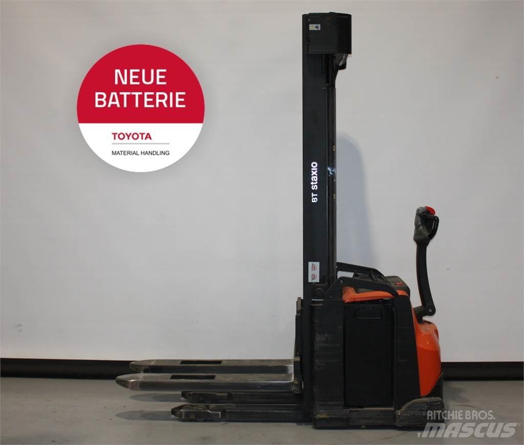 Toyota SWE160 Transpallet uomo a terra