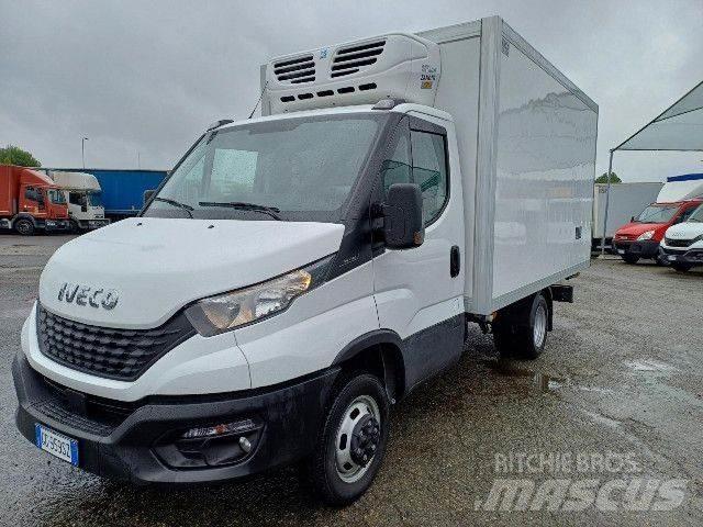 Iveco 35C16 Camion a temperatura controllata