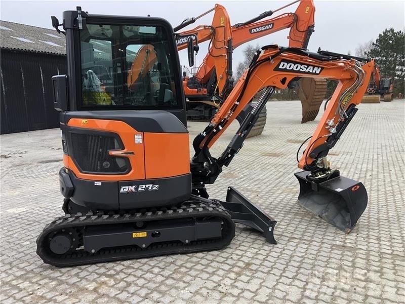 Doosan DX27Z-7 Miniescavatori