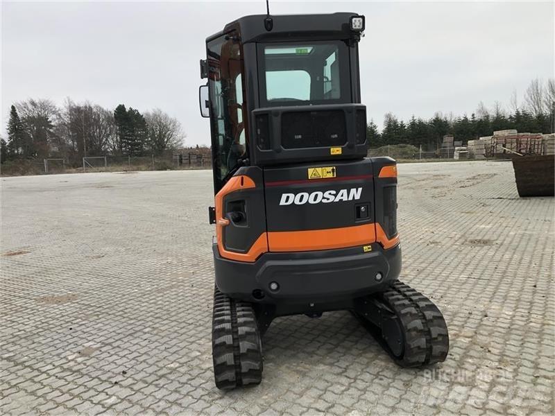 Doosan DX27Z-7 Miniescavatori