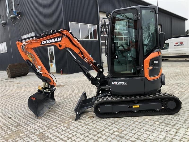 Doosan DX27Z-7 Miniescavatori