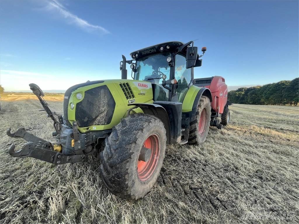 CLAAS ARION 630 Trattori