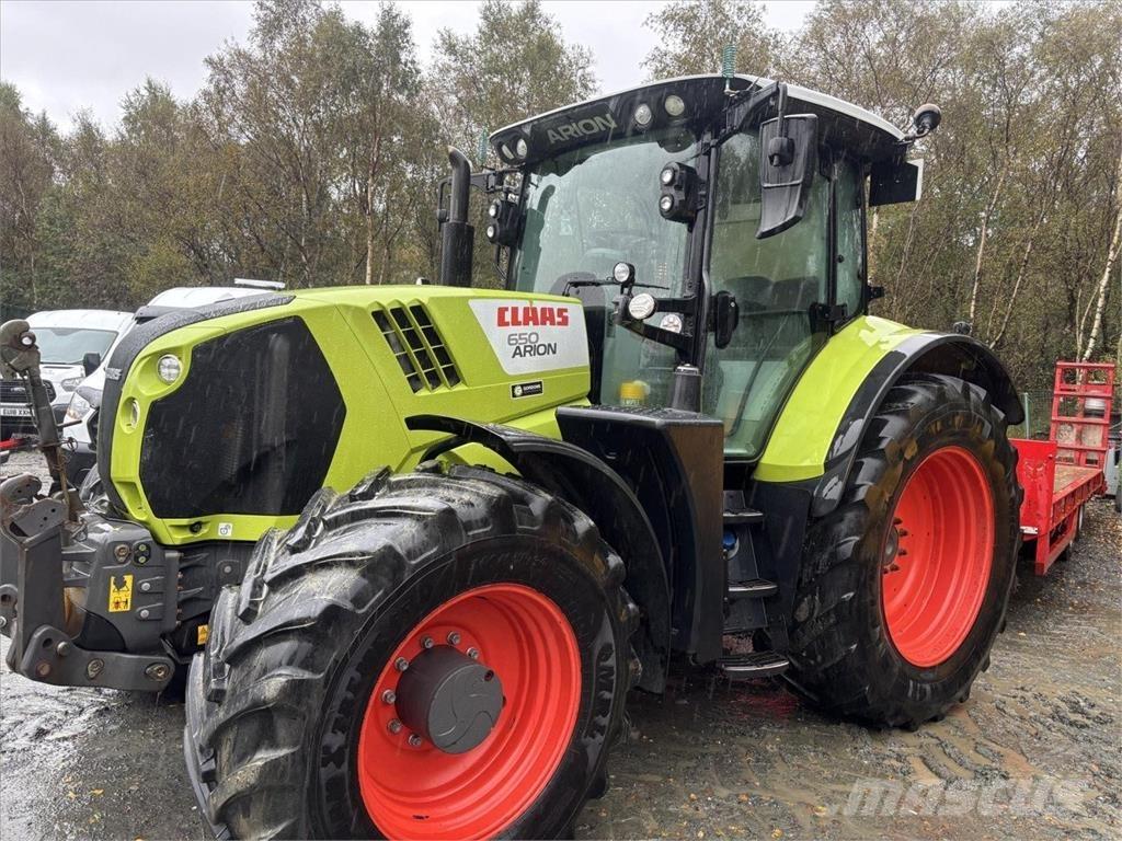 CLAAS ARION 650 Trattori