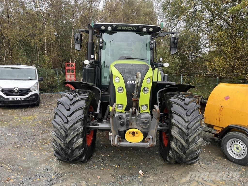 CLAAS ARION 650 Trattori