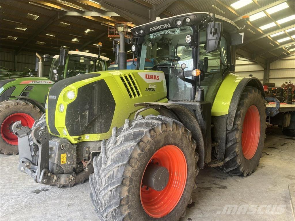 CLAAS ARION 650 Trattori