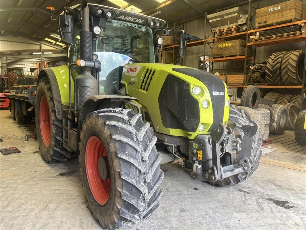 CLAAS ARION 650 Trattori