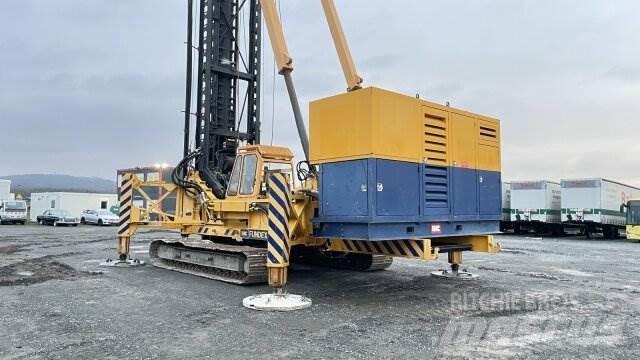 IHC Fundex F12SE Camion altro